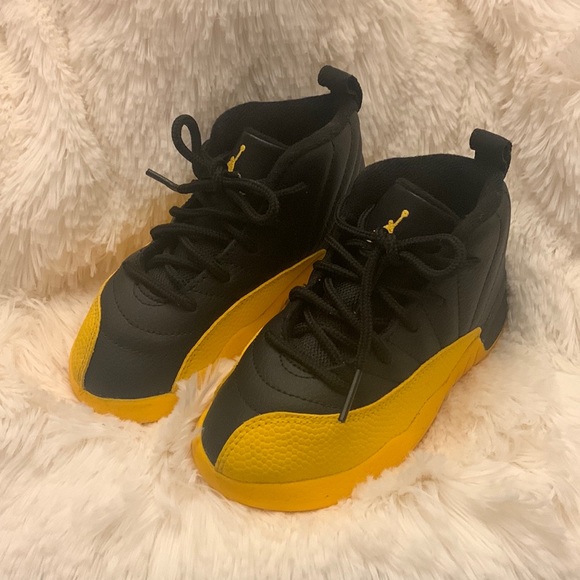 12s jordans black and yellow